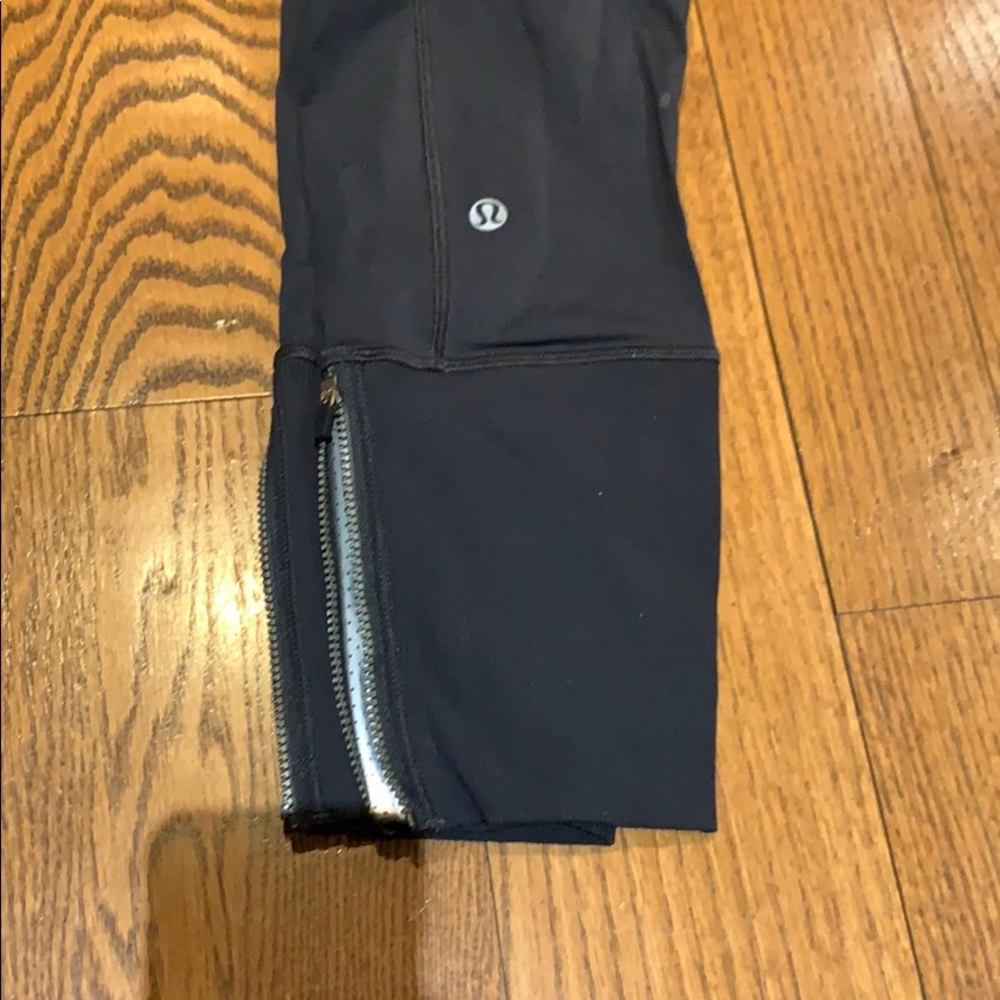 Lululemon pants - Picture 6 of 6